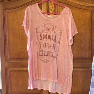 Size 2 Maurice’s short sleeve t-shirt